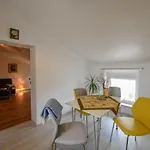 Appartement Josip Lovran